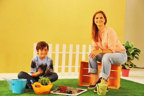 Inf_power's tweet photo. https://t.co/LNwVmnl0uk ANDREA RENDON Y LIZ VALAREZO JUNTAS EN UN PROYECTO “ENSUCIANDOSE SE APRENDE” #UNILEVER #AXISECUADOR https://t.co/8MzLwYcBdj