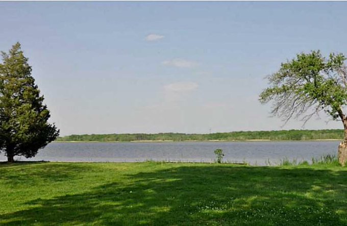 Can't wait to close on our new home! My future backyard will be this this summer 😍 https://t.co/Jn6w<a href="/tag/friskyfriday"class="tags"><span>#friskyfriday</span></a>