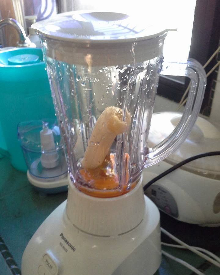 Nightingale2w's tweet photo. Put the ingredients (2 eggs and one large ripe banana) into the blender and blend into a b… https://t.co/xQRWgRyQZi https://t.co/7kM5oVK6Mo
