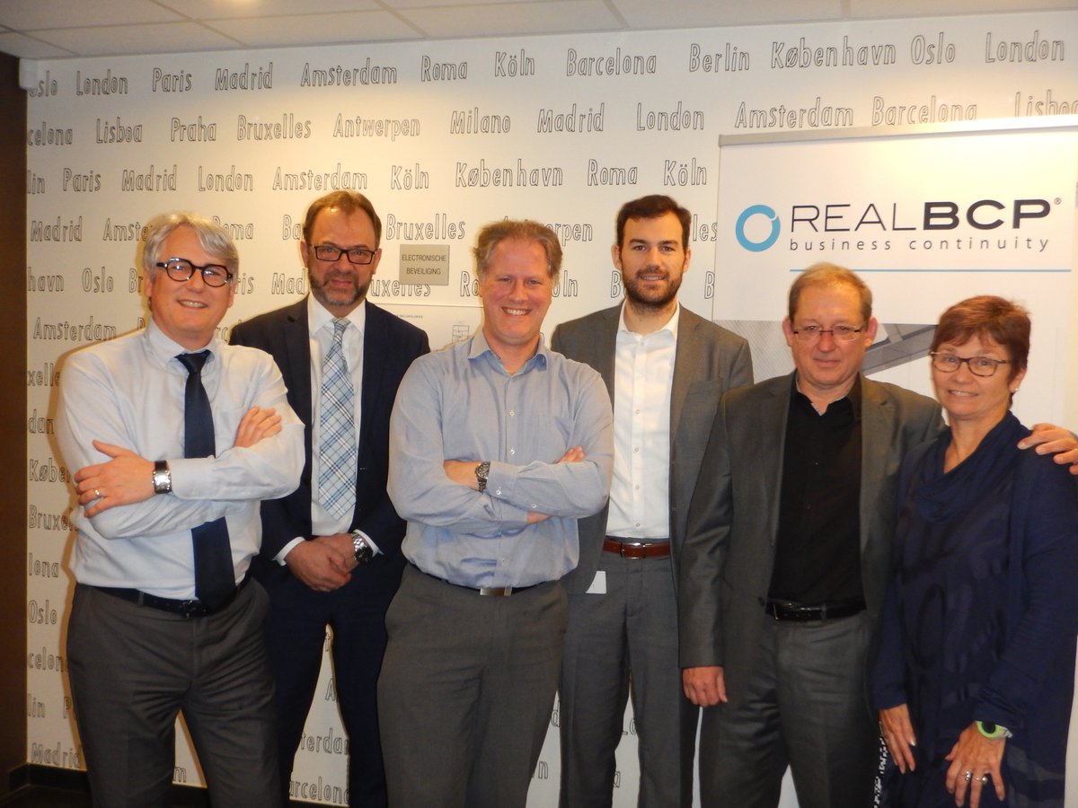 RealCGR tweet media