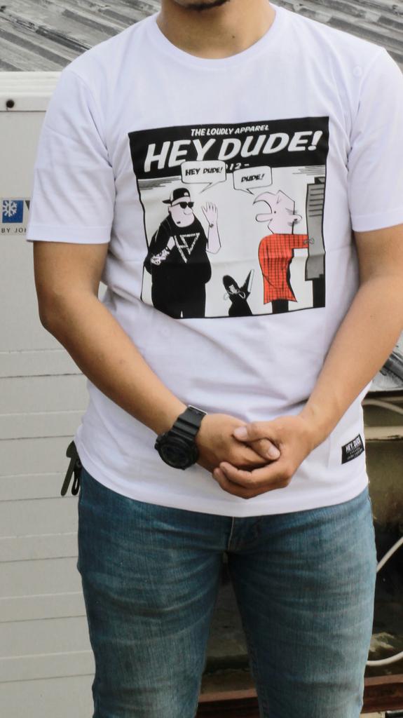 "COMIC" White | Available Size S M L | IDR. 120K | Order SMS/WA to 081284379262