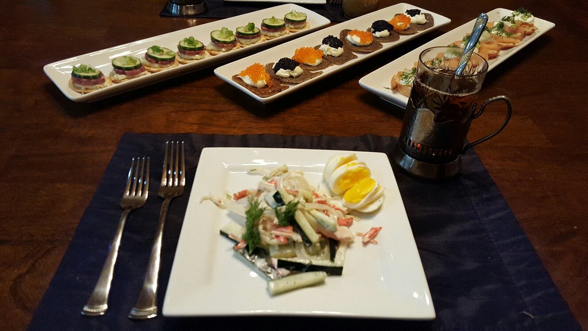 tweetthehat's tweet photo. Trying out courses for the impending #русский #Uberfeast tonight. https://t.co/vtw3EGrGGn