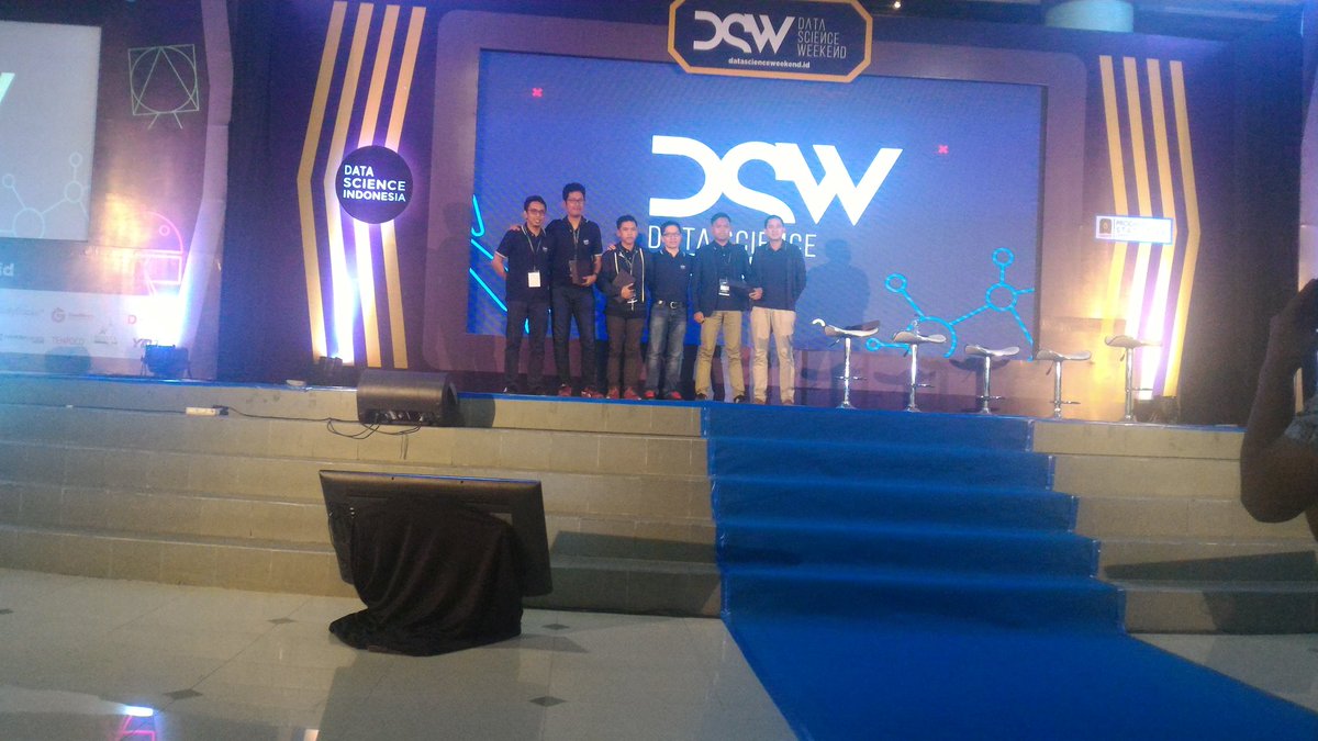 DSWeekends's tweet photo. The end session #DSWConcert Panel 2: Data Scientist #DSWeekend https://t.co/oXkLwo1Oq6