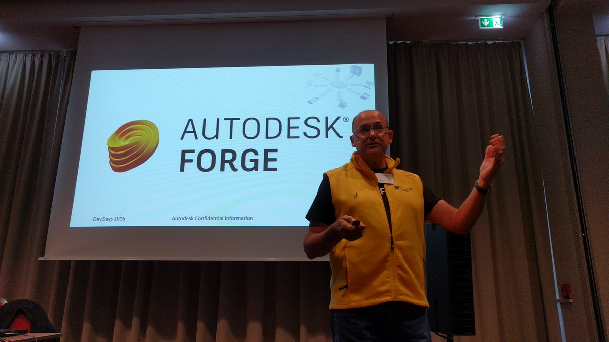 keanw's tweet photo. The Munich DevDay kicks off with @jimquanci talking about @AutodeskForge. #DevDays2016 https://t.co/85dcZd7zNm