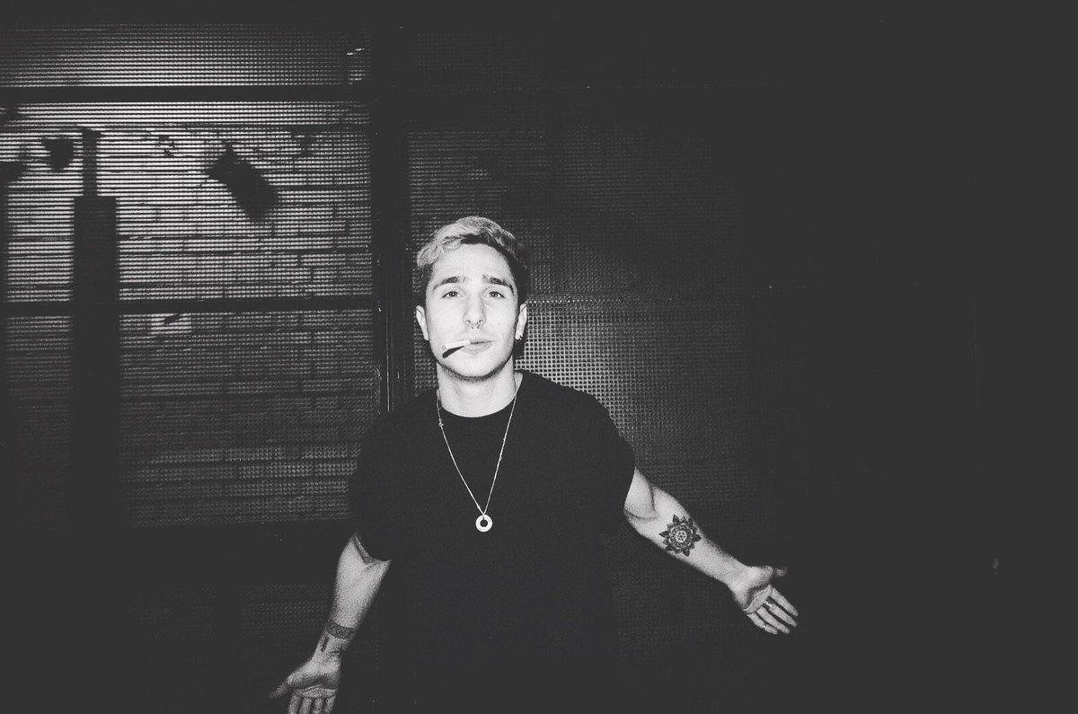 TigerHornsby's tweet image. We have a new #LiveSoul singer joining us on #Thursday! @elliotcohen is an unreal talent not to be missed! From 8pm, £4.50 cocktails til 7pm