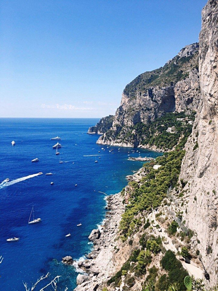 SFR_Realestate's tweet photo. Солнечный КАПРИ! #Italy# Capri https://t.co/NmaSwUROj0 https://t.co/cdWzloPrlE