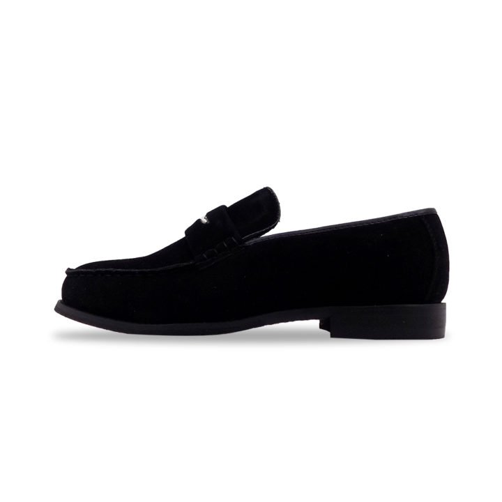 SkipperBarSA's tweet photo. P Crouch &amp; Co. - Superior mens footwear, quality and style #pcrouch #mensfootwear #gentleman #businesswear #SkipperBar #WeOwnTheCity https://t.co/CdUrQfBRV2