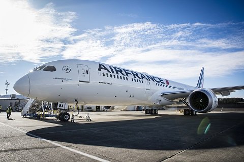BoeingJapan's tweet photo. #ランディのブログ を更新。トリプル・マイルストーン https://t.co/DJVWzprcS2 #ボーイング #Boeing #RandyTinseth #787ドリームライナー #AirFrance #AF787 https://t.co/QhmoNuuYXV