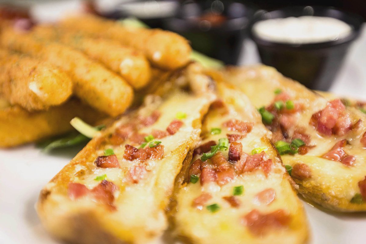 PerthRomas's tweet photo. A plate of simply delicious!
#potatoskins #tonyromasperth #perthfood #pertheats #perthcity https://t.co/K28ZEKvfdq