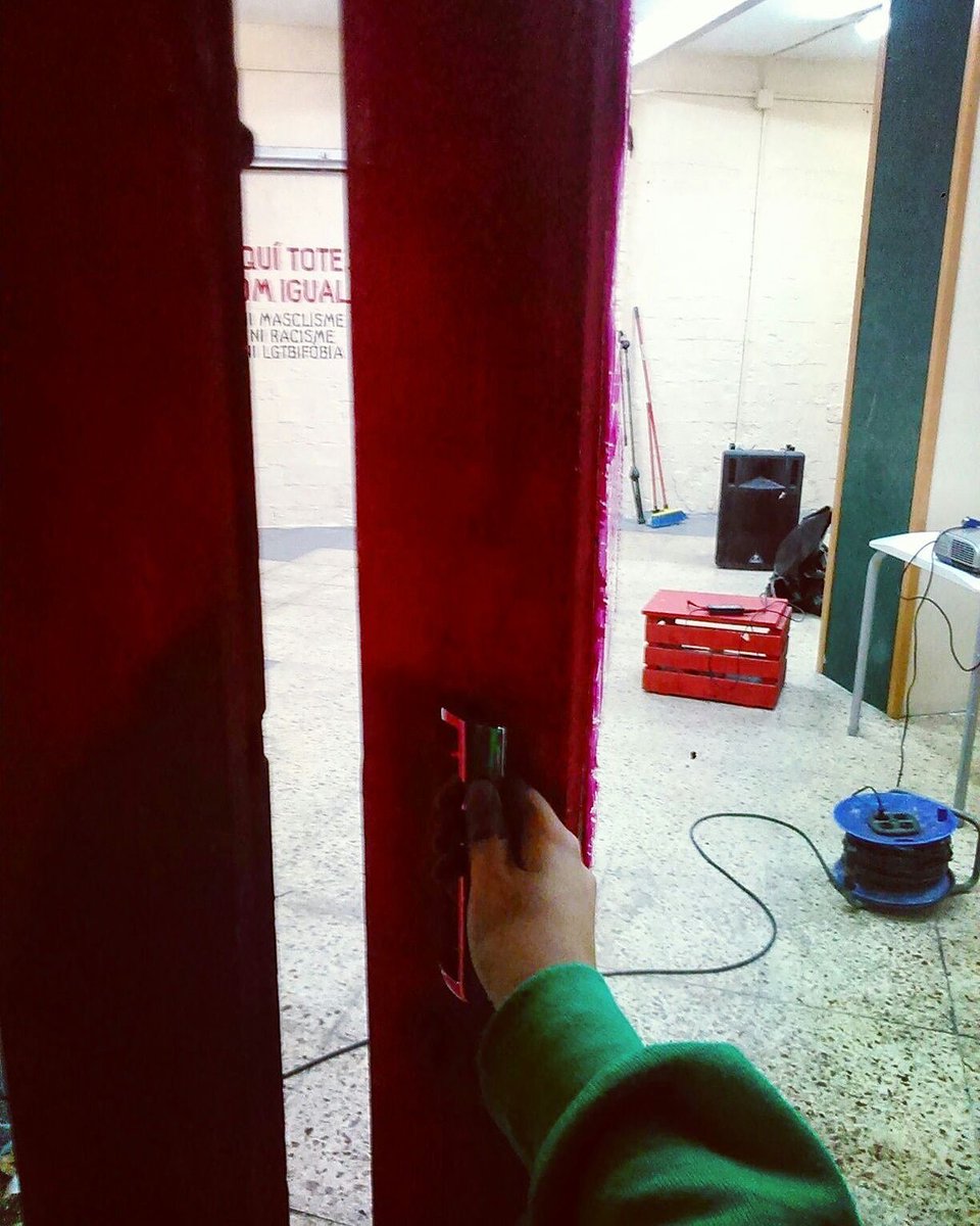 CasalJoveLleida's tweet photo. 🎶📣 Aquesta tarda tornem a obrir portes! Tot apunt per la inauguració! T'ho perdràs? 🎶📣 #ReiventemEspais https://t.co/GXGdGAy8Rh