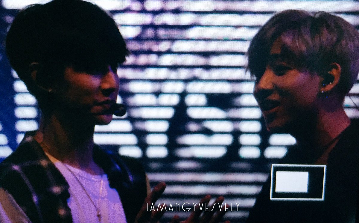จริงๆละนางคุยกัน แบมงอแงอะไรใส่มัคไม่รู้ ปากนี่งุ้ยมากอ่ะ #MarkBam