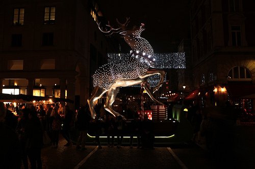 travelbloggerit's tweet photo. A dicembre #AITBparlaDi mercatini di #Natale! Iniziamo da #Londra con @CamillaAreddia! https://t.co/TW5mVhBCtu https://t.co/pABIGxJpMi