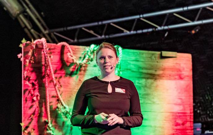 _SEM's tweet image. ENTSCHEIDER - Claudia Bauhuber im Portrait: „Wir sind da, wo der Hype ist“: Claudia… dlvr.it/Mpjxz3 #entscheider (via @_SEM)