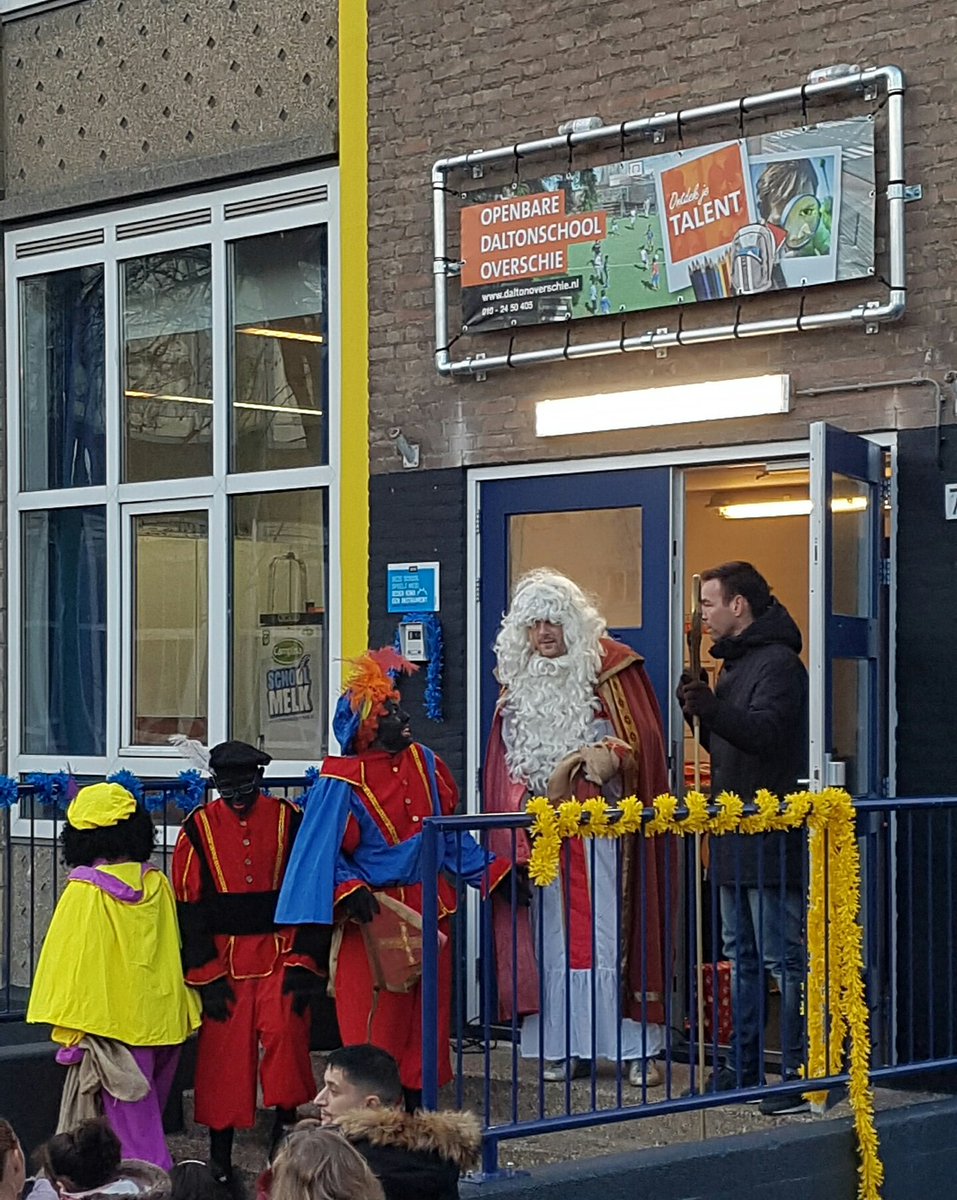 daltonoverschie's tweet photo. De sint is weer gearriveerd https://t.co/ImY4g2WSDk