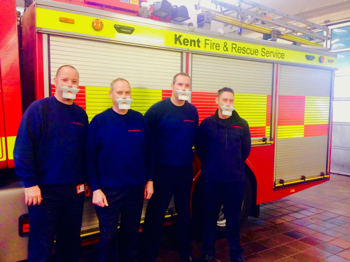 kentfirerescue's tweet photo. Look out for us at @HempsteadValley btwn 10am-2pm, get a #smilesafe #santa beer mat - &amp; remember being drunk &amp; cooking don't mix! #hohoho https://t.co/QBCZkVIRVB