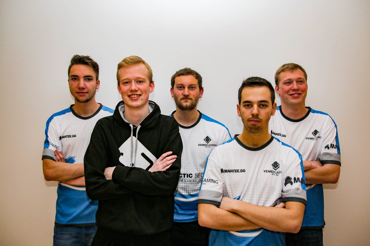 Venko_Gaming's tweet photo. A nice picture of our CS:GO Team in the @AmsterdamArenA two weeks ago playing the @ESLBenelux Winter Finals, can you name them all? #VenkoCS https://t.co/13A3bE7KeN