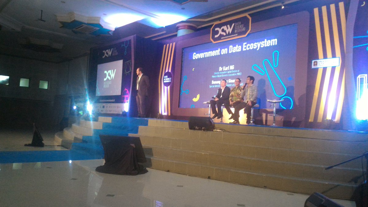 DSWeekends's tweet photo. #DSWConcert Panel 3: Government Panel #DSWeekend https://t.co/l9VyhRug0v