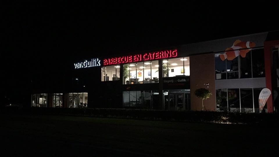 SlagerijvGuilik's tweet photo. Bestel nu ons lekkerste #kerstbuffet! https://t.co/iqQrqUDQFi VOL = VOL en dat duurt niet lang meer...
Dat wordt genieten deze #kerst! https://t.co/4eRgsORQjN