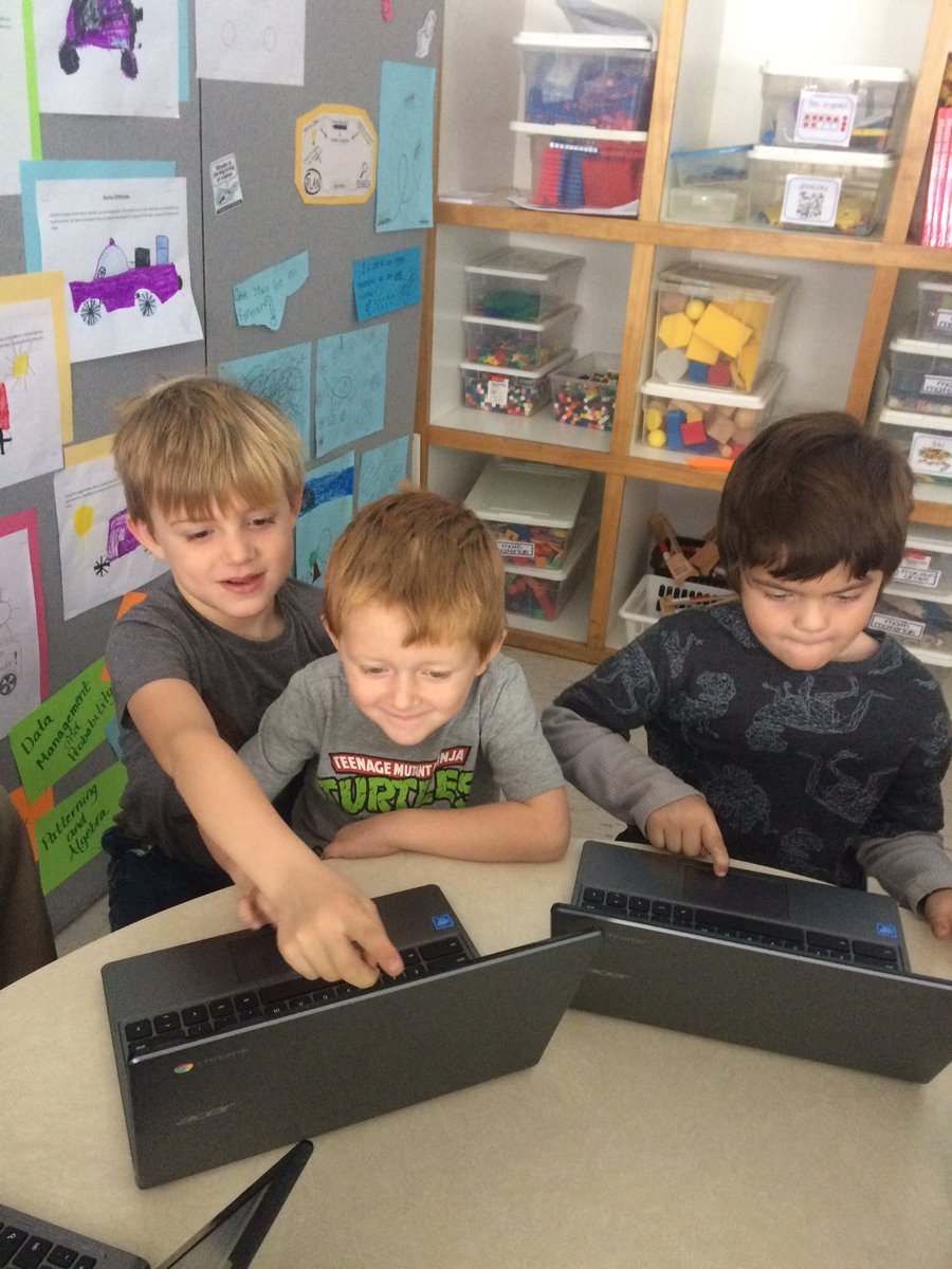 Whitney_Public's tweet image. &quot;This is the funniest thing I&apos;ve ever seen&quot;! Thank you @MrJonathanPratt for coding with us #Rcdsbcodes