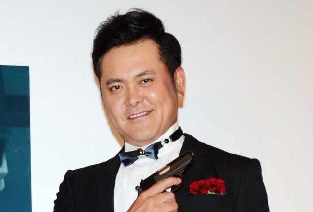 くりぃむしちゅー有田哲平 結婚を電撃発表 しゃべくり007 で報告 しゃべくり 有田哲平 結婚 シネマトゥデイ Scoopnest