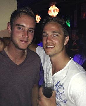 mikecamp15's tweet photo. Bestfriends #jake https://t.co/9jEAvZ6v5o