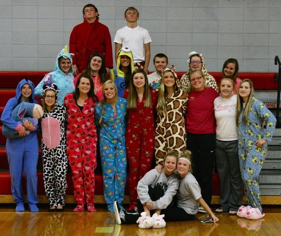 OPHS2017's tweet photo. reminder: STAY IN WHAT YOURE WEARING RIGHT NOW. no need to change. CUZ ITS PJ DAY. https://t.co/rzgK7CrVj2