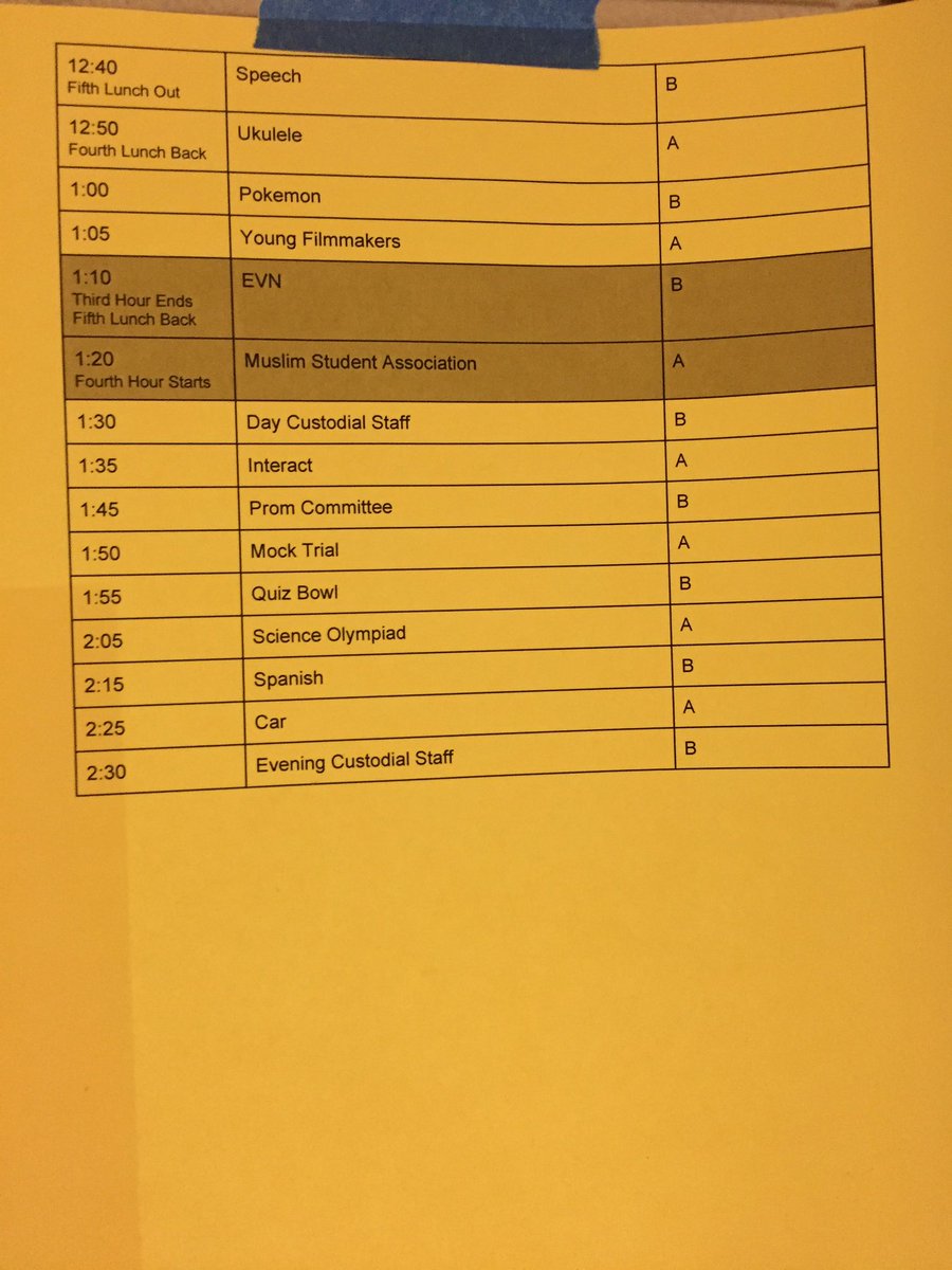 EPStudCo's tweet photo. Yearbook CLUB pictures will be tomorrow! Let your teachers know &amp; remember to bring apparel for your club(s). Have a great week Eagles! https://t.co/CL5Q0lUfYJ