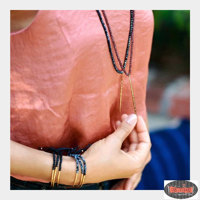 ShopEssentials's tweet photo. Nora necklace from @gorjana will add #perfectsparkle to your #holidayoutfit #girlsnightout ❤️12/8 5pm #Essentials https://t.co/BUFqwgr1Ae