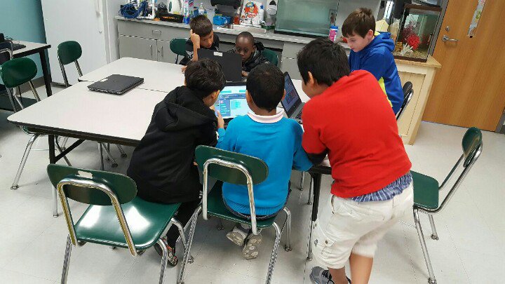 CH_STEAM's tweet image. #HourOfCode more like #PowerOfCode and the #PowerOfPartnerships - 3rd grade scientists rocking it #CHEShc @codeorg @NewHanoverCoSch