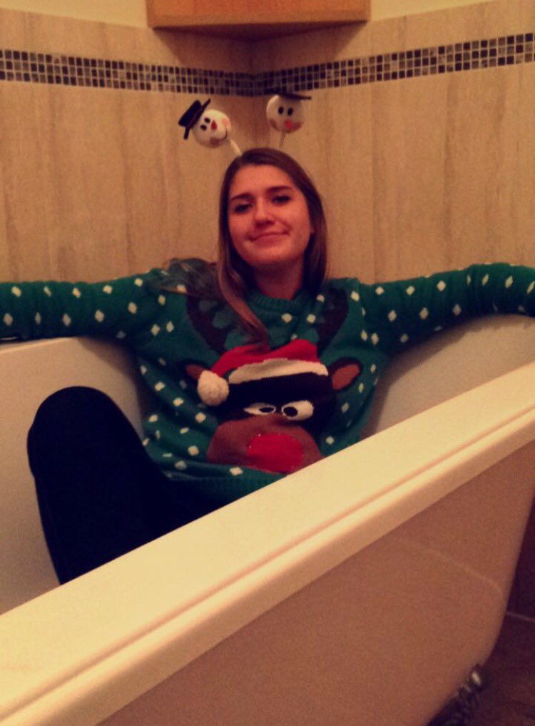 UCDLacrosse tweet media