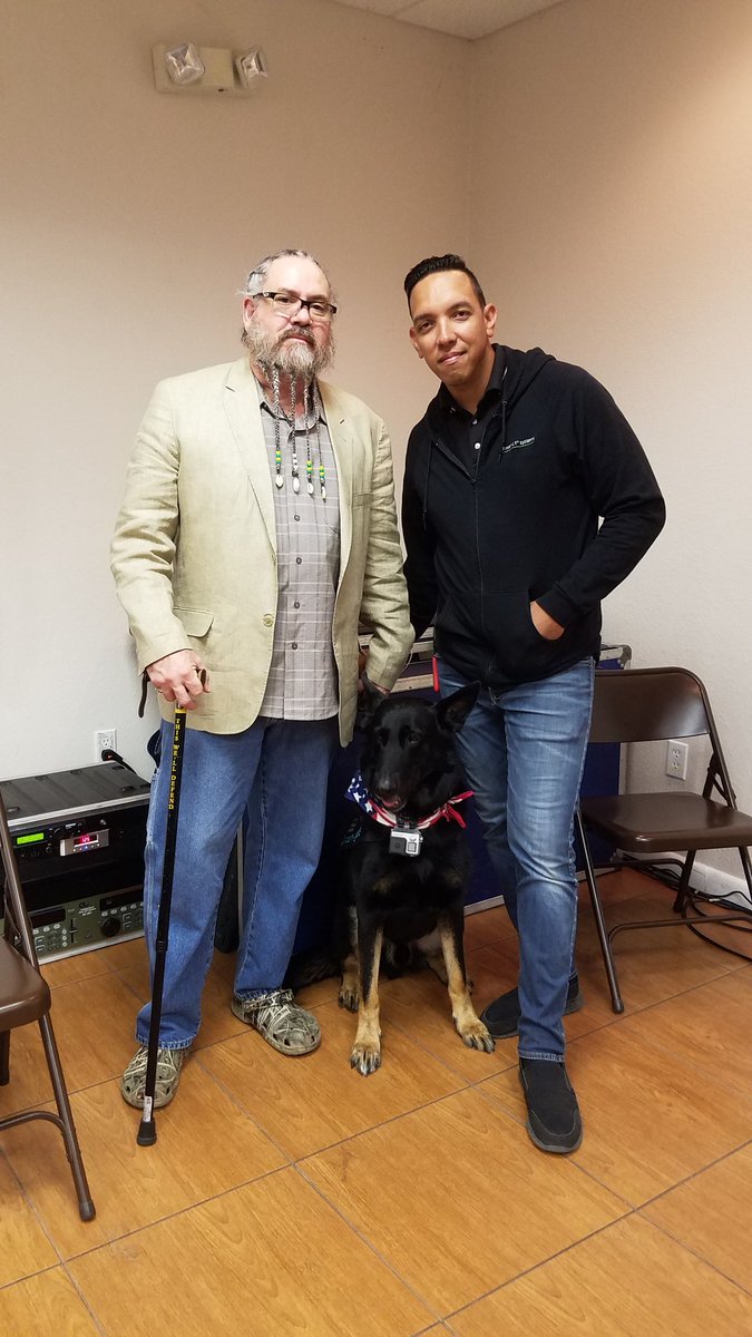 ROCKETMANMSD1's tweet photo. #2016 #December03 #POTL #Ceremony
#UnconditionalLove #NewBegginings
@MediServiceDogs https://t.co/iYOK3JTkow
@SarahPaws70 @JavierR99790742 ✌ https://t.co/nSSyu21ble