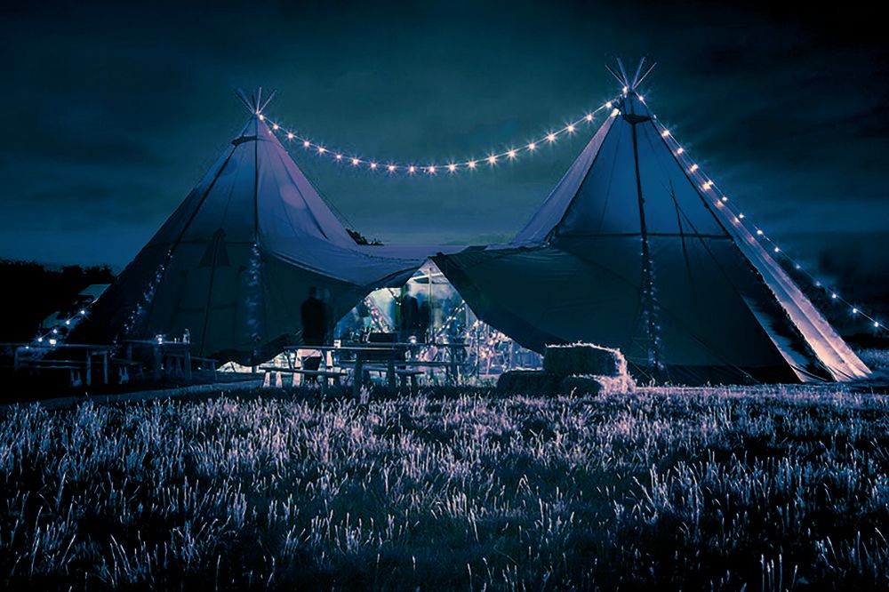 weareultimatee's tweet photo. An enchanted forest, teepee snug bar, Santa's Grotto & Christmas market: at Greenwich Peninsula https://t.co/hqFkm4Pjkq #bringonthemerry https://t.co/FxIIDhNOIy