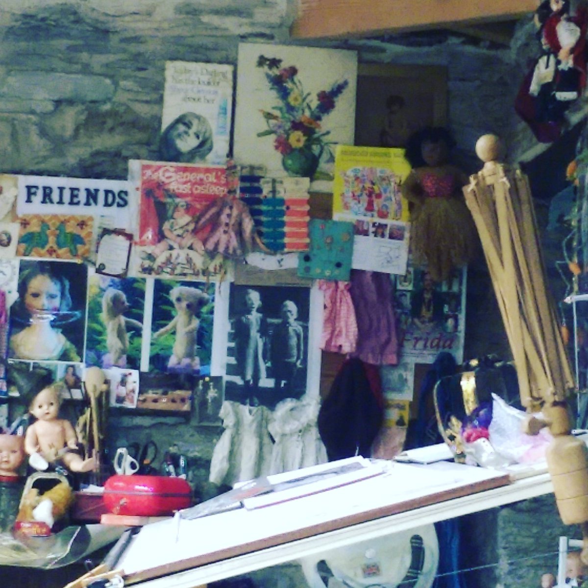 darling_deborah's tweet photo. Automata workshops now available in my studio, only 60 pounds with refreshments, buy something different this Christmas , message me #teifi https://t.co/N2ptJIr7ZM