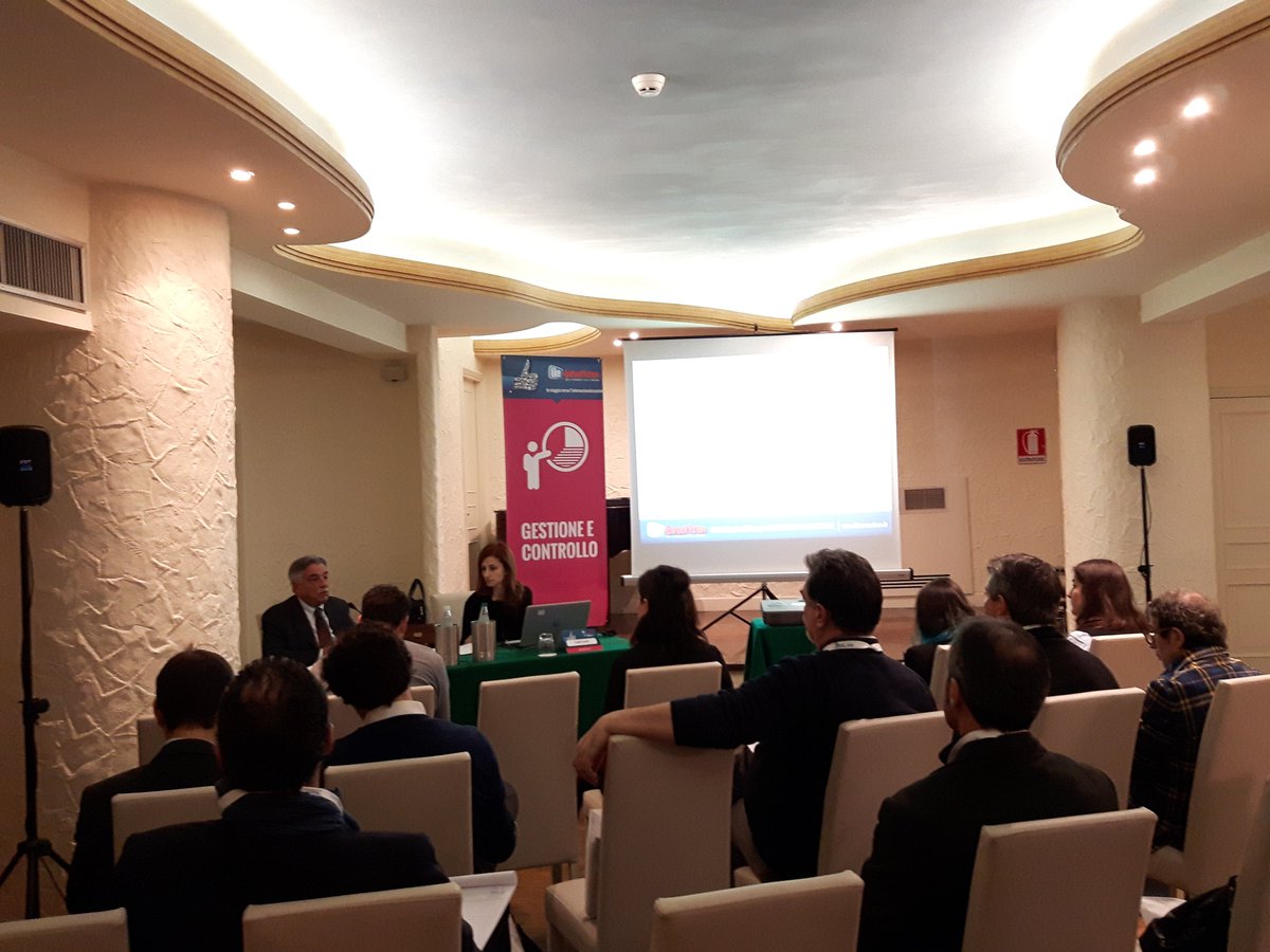 In aula Gestione e Controllo, Flavio Guidi parla degli strumenti dell'equilibrio economico di un'impresa turistica #liketourism2016