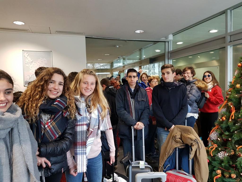 #BACMontesion #CERNONU <a href="/CERN/">CERN</a> llegada al Hotel de Ginebra