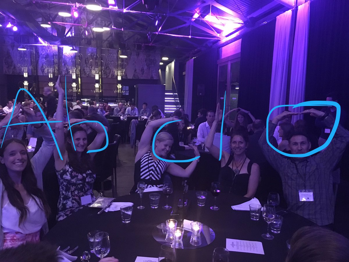 GeorgiaGiblin's tweet photo. Shenanigans at table 5 @ABC10_melbourne #tibialspeedofsound #markerless #batmanalgorithm https://t.co/401sEVfjKE