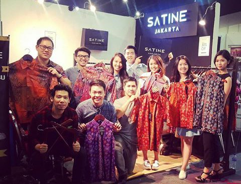 SatineBrand's tweet photo. It's wrap!Thank u so much Surabaya!#clothing #event #creativeid #fashion #batik #new #brand #fashionblogger #visitindo #bazaar #surabaya https://t.co/61h0PfuNWs