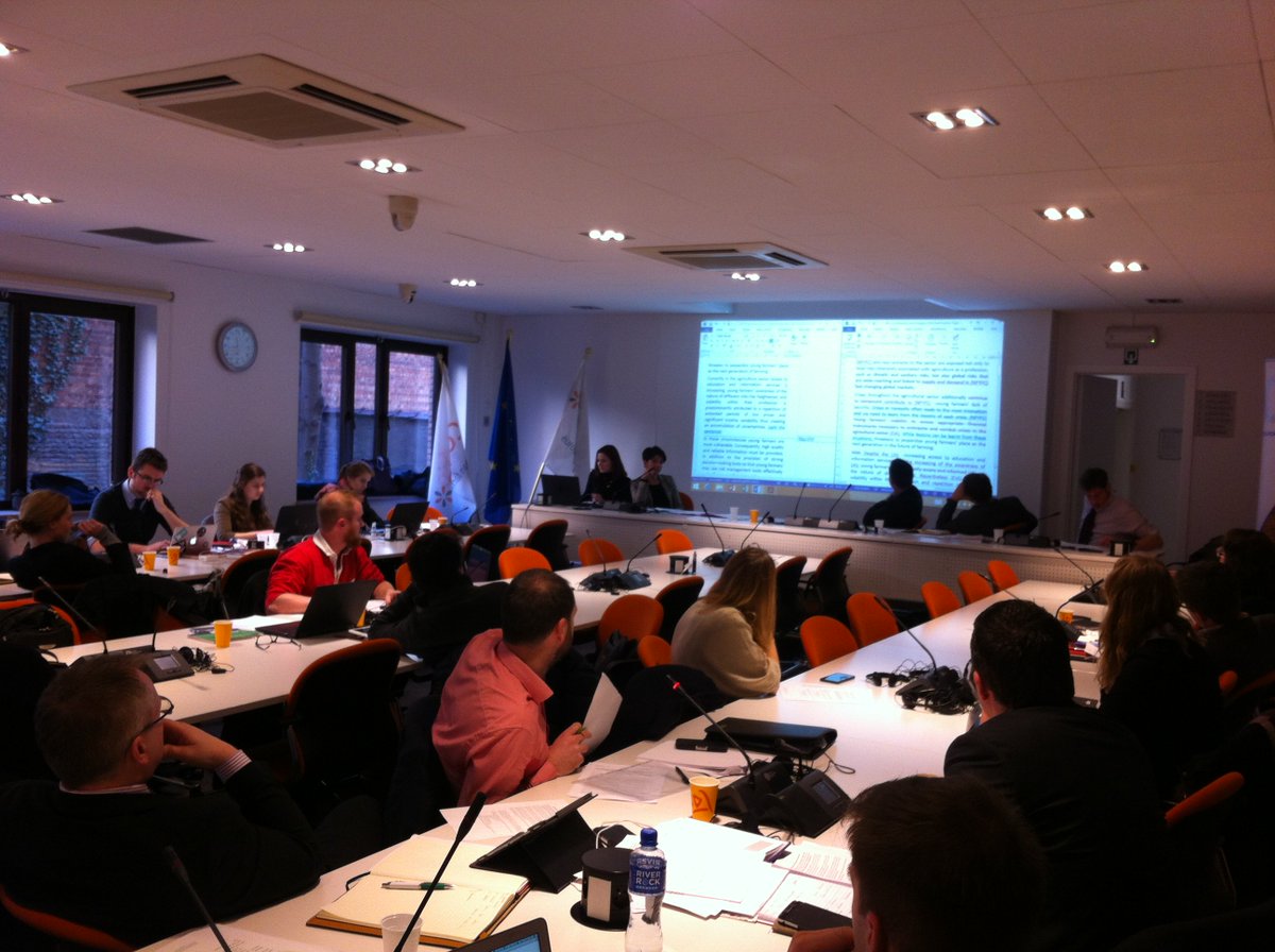 Réflexions au <a href="/_CEJA_/">CEJA Young Farmers</a> sur les outils de gestion des risques et l'agenda de travail sur la #PACpost2020