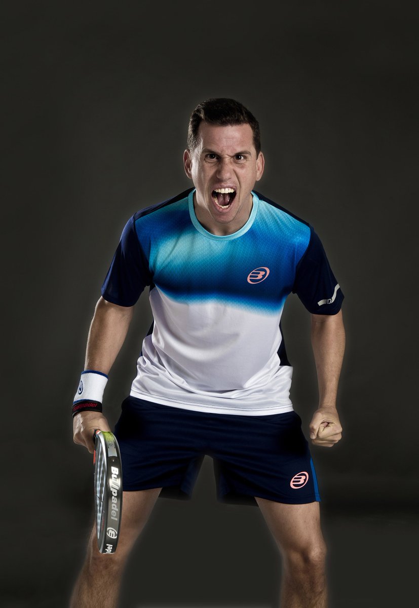 PADELinfo's tweet photo. [FICHAJE] @paquito_navarro se incorpora al equipo @bullpadelsport  » https://t.co/h2pCAyLnYz #pádel #WPT2016 #fichajes https://t.co/knmKYATq3z