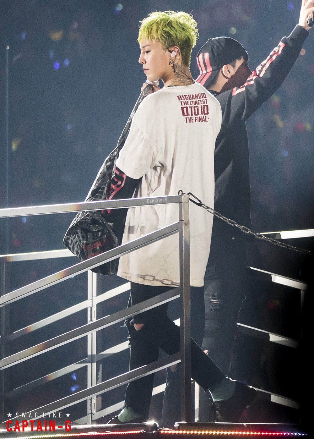 Captain G 1614 Bigbang 0to10 In Nagoya Gd Encore 4p Gd Giving Away Tour Goods To Fans Captain G 1614 Bigbang 0to10 In Nagoya Gd Encore 4p Gd Giving Away Tour Goods To Fans