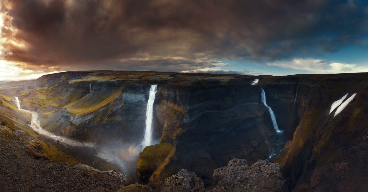 ayedalajme's tweet photo. صورة بانورامية من تصويري لشلال Haifoss في جنوب ايسلندا يبتعد ساعة ونصف عن العاصمة ريكيافيك وهو احد اجمل شلالتها الشهيرة 
Iceland ❤️ https://t.co/u5a6L3m3Ia