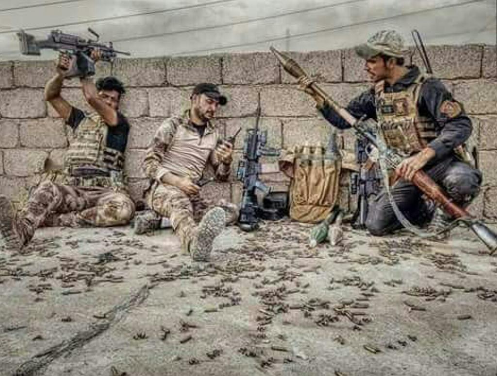 m_il96's tweet photo. بِكُم , وَلكُم , ومَعكُم
يد بِيّد لِدحر عَدوَّنا , وَ عدوّكُم
أوقاتُنا نبذلها لأجلكم ..
وفِي قلوبنا حُبكم.. 
 #لاجلكم_يا_حماة_الوطن https://t.co/yoQHOY56GR
