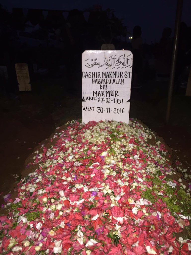 channaRirawan's tweet photo. Selamat jalan papi ku ... masih dalam suasana berkabung.. https://t.co/1U1zCmSVU2