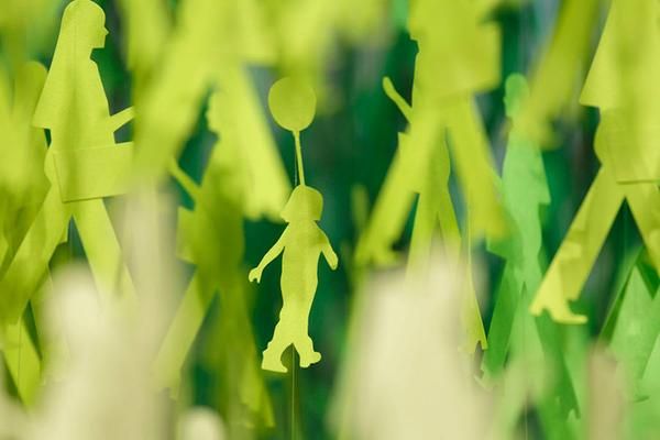 designerhumor's tweet image. Paper Installation of Emmanuelle Moureaux buff.ly/2fZa9Oe