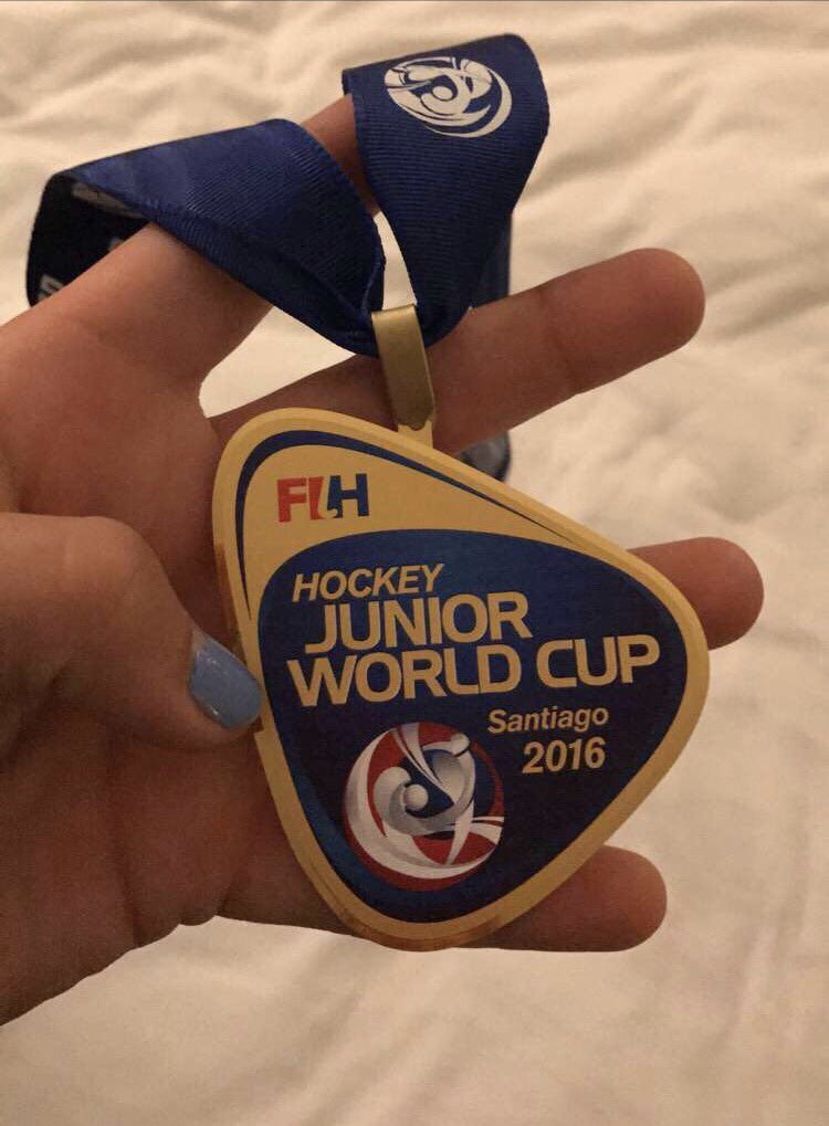 Luli Sanguinetti 🌹 tweet media