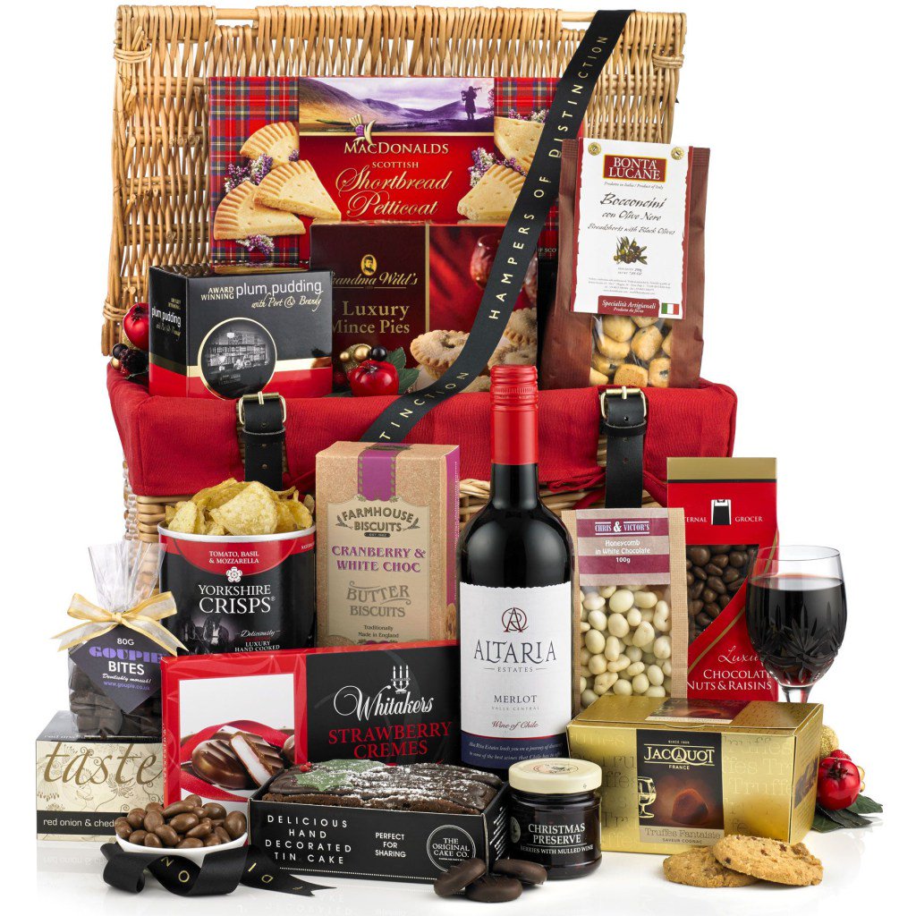 Red Wine Gift Basket pamperhampercompany.co.uk/product/red-wi…
