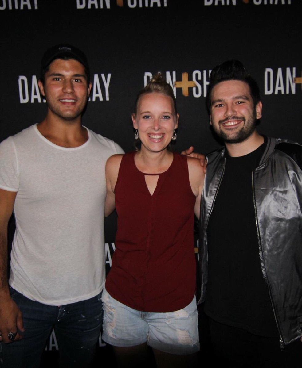 augerpartyof3's tweet photo. Can't wait to give these fellas hugs again! @DanAndShay can't wait for #showthree this year! Thanks for coming back over & over again!!! https://t.co/XPumvQEM2J
