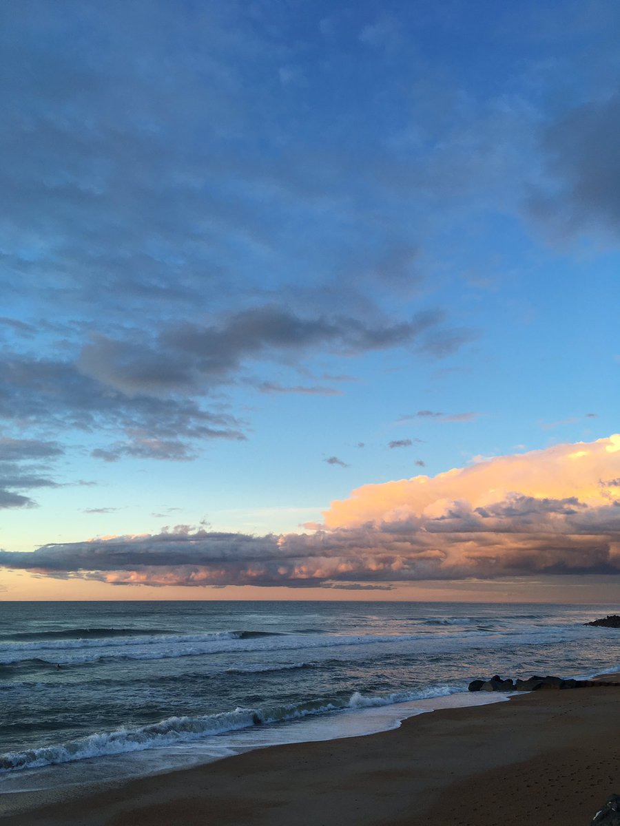 ekito's tweet image. we are hiring on several topics:
lean startup, lead tech, growth hacking, design, branding, full stack developer - apply contact(at)ekito.fr