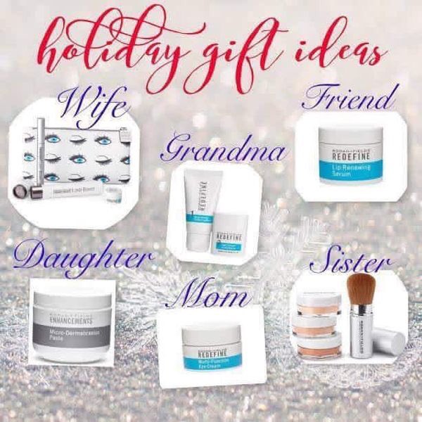 AMcClure2RandF's tweet photo. Have a Merry #RodanandFields Christmas! Let me help you be the best gift giver this year! https://t.co/hmQ9pO50zo https://t.co/OckazD8nE1