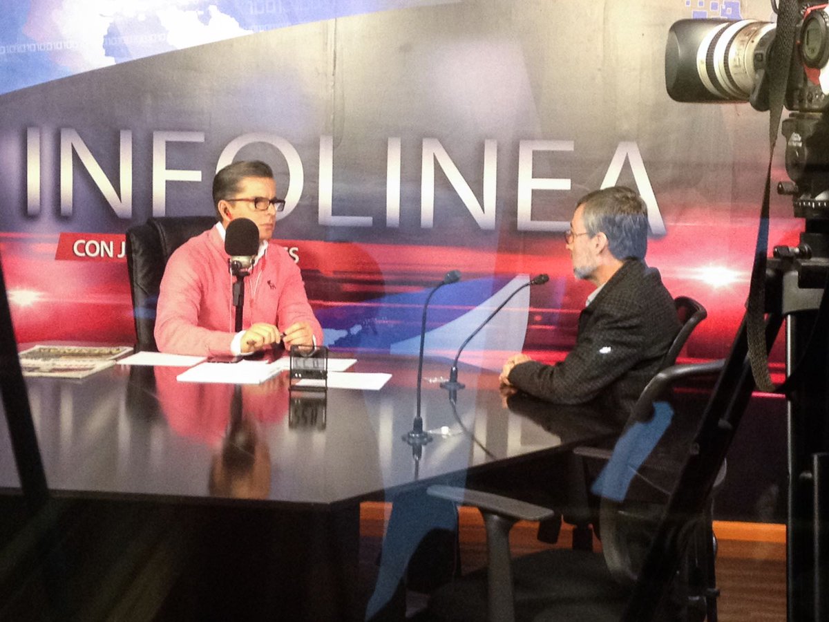 JLMNoticias's tweet image. #Avelar "Vamos a consolidarnos como una de las universidades más importantes de México" #UAA